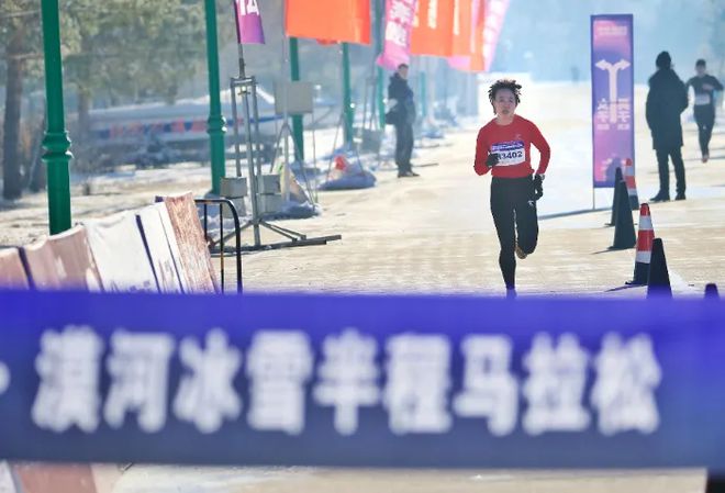 国际男子马拉松_男子马拉松国家记录_马拉松男子国际健将标准是多少