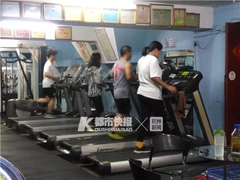 健身房赚什么钱_赚钱健身_健身房赚钱吗