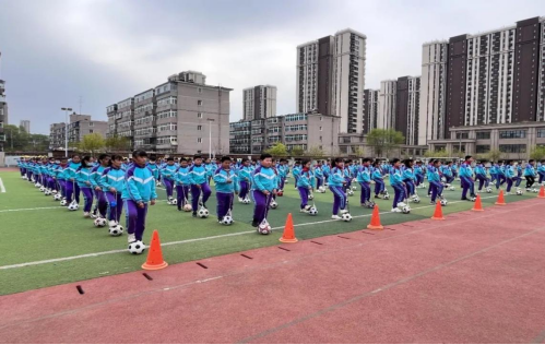 沈阳足球规则比赛学校有哪些_沈阳市校园足球联赛_沈阳学校足球比赛规则