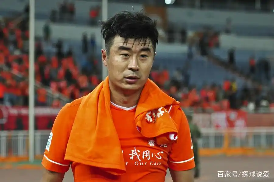足球历史最强的后腰是谁_足球界最强后腰_足球史上最强后腰