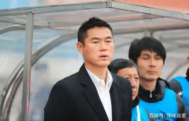 足球历史最强的后腰是谁_足球界最强后腰_足球史上最强后腰