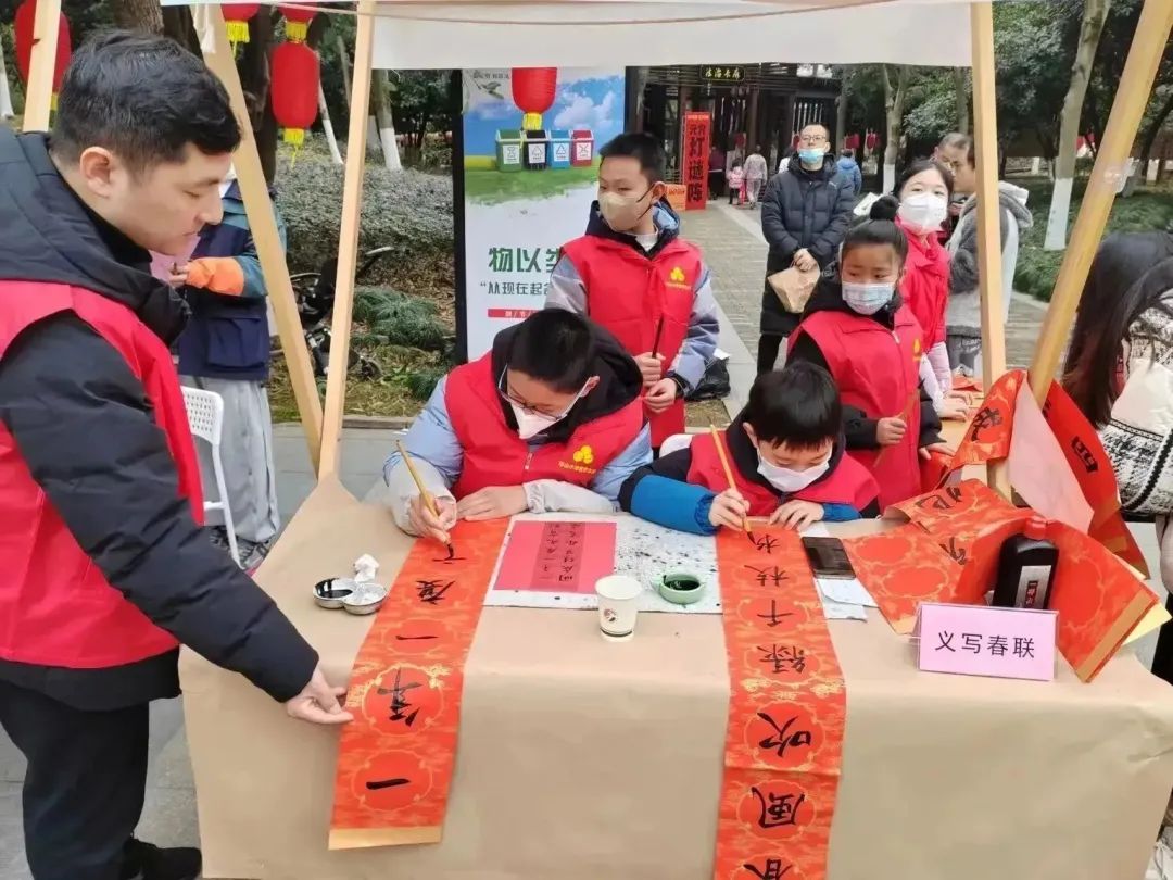 享受乐趣英语_享受乐趣的生活方式英文_享受乐趣英语翻译