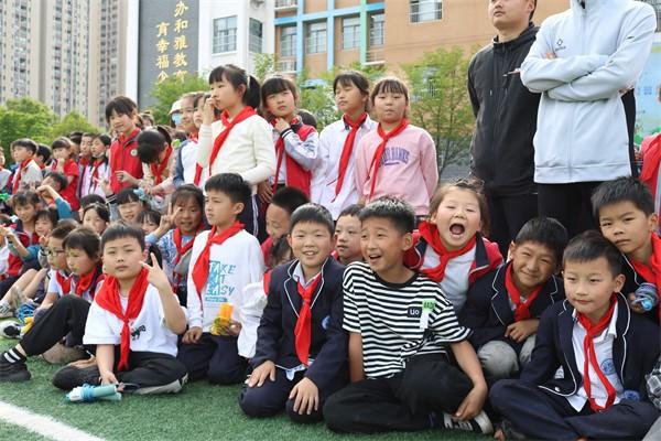 班级足球联赛初中规则_初中足球比赛规则_初中足球竞赛规程